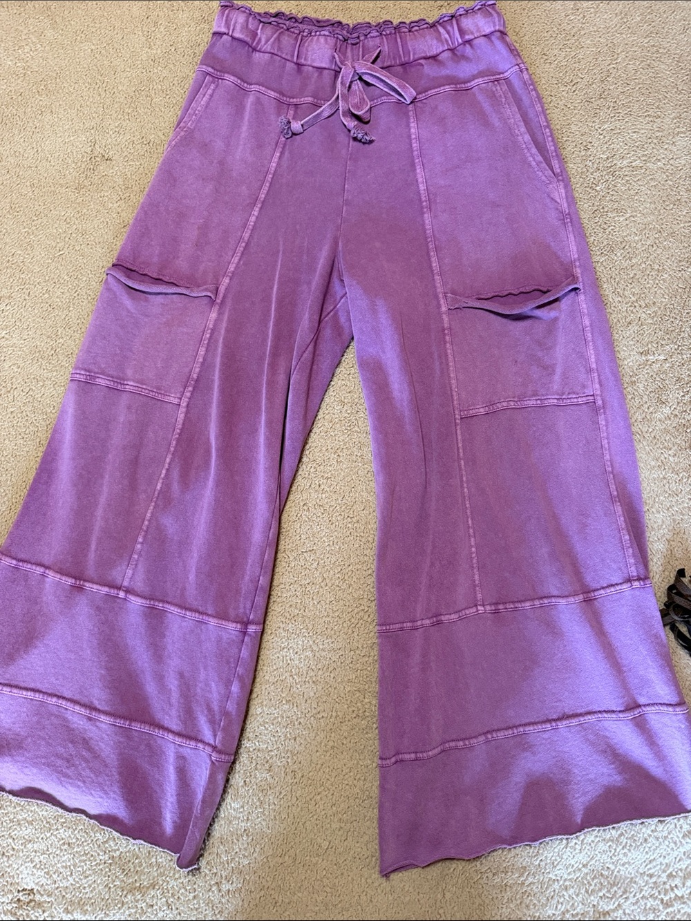 Women’s Purple Wide-Leg crop pants with Drawstring Waist
